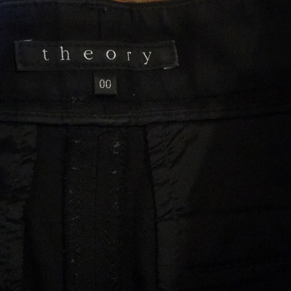Theory Skinny Pants - Picture 4 of 8